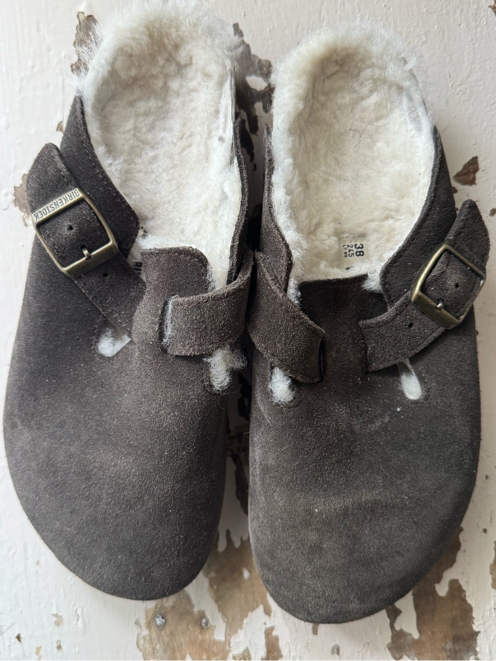 Birkenstock Suede Clogs with Cream Shearling Lining - Dark Brown